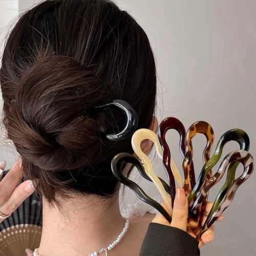 Tortoiseshell shape hair - tortoiseshell,