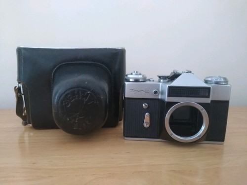 Vintage zenit 35mm slr - zenit-e,