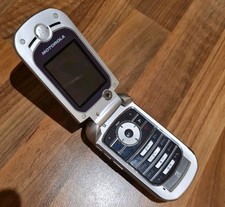 Motorola V975 Mobile Phone 
