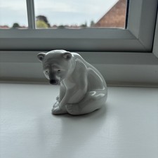LLADRO Vintage Porcelain Polar Bear Crouched MINT CONDITION 8-7A