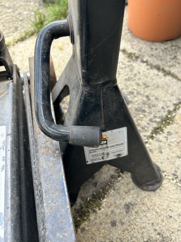 Halfords car jack - halfords,
