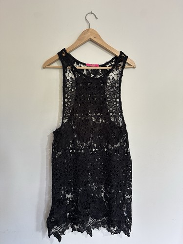 Resort black crochet lace - black,