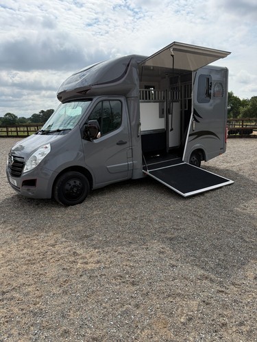 Vauxhall movano horsebox 5t - vauxhall,