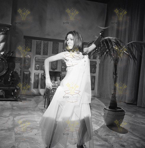 Rare diana rigg - rare, peel
