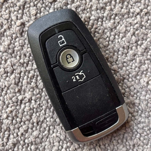 Genuine ford button remote - 3,