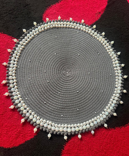 Round grey plastic placemat - round,