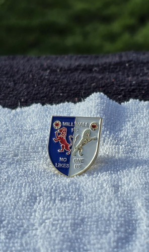 Millwall shield enamel pin - millwall,