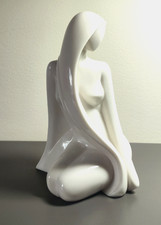 Porcelain Allure A1112 Apparition By Kim Lawrence From Enesco 2001 Figurine Mint