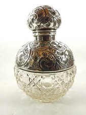 ANTIQUE DRESSING TABLE SCENT BOTTLE WITH SILVER MOUNTS / BIRMINGHAM 1908 R591/2