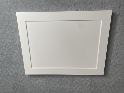 Shaker style cabinet door