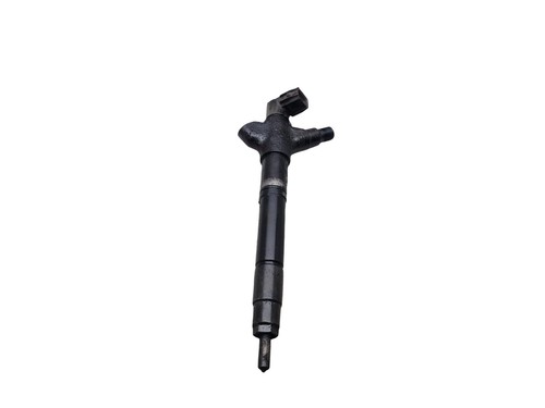 Toyota avensis fuel injector - avensis,