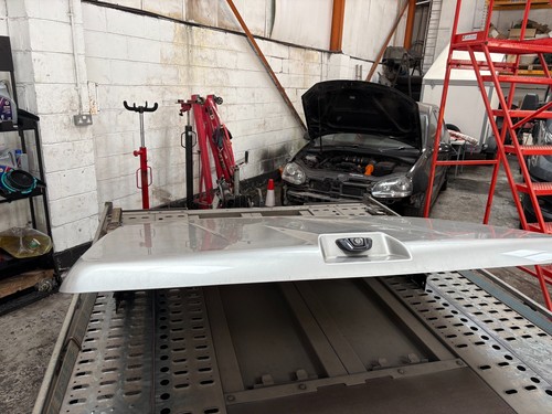 Mitsubishi l200 canopy - mitsubishi,