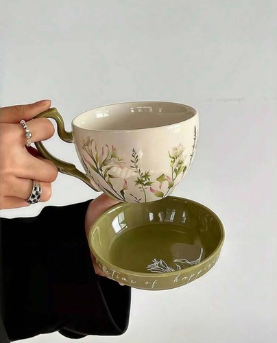 Ceramic cup and multi - and, useable