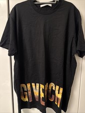Givenchy Men's T-Shirt Size