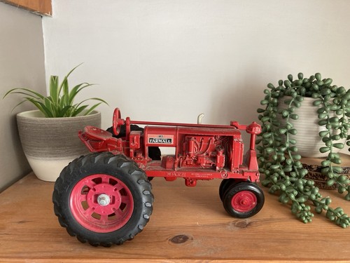 Mccormick deering die - deering,