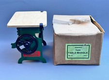 Remanco Toy Table Mangle