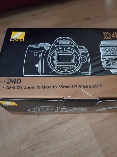 Nikon d40 camera 1mp dslr - nikon,