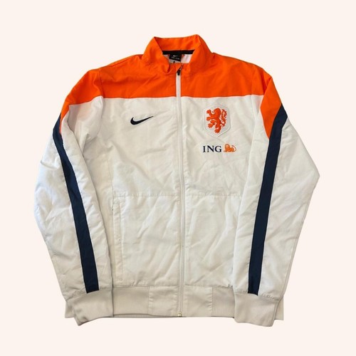 Netherlands football track