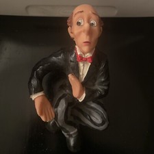 Statue figurine Connoisseur