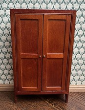 Dolls House Linen Cupboard