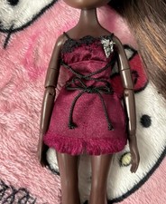 Bratz Step Out Cloe Burgundy