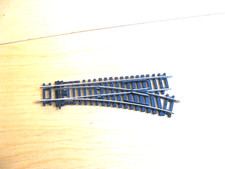 peco streamline standard right hand point for oo gauge model railway