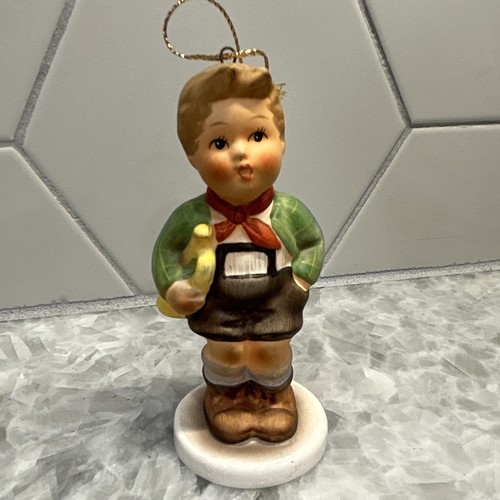 Schmid berta hummel 1983 - hummel, first