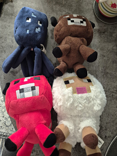 Mojang minecraft plush lot - mojang,
