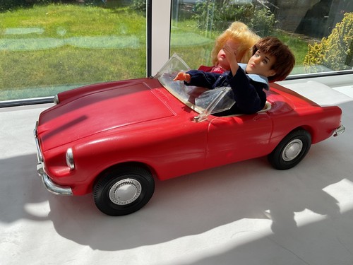 Vintage sindy boxed doll - boxed,