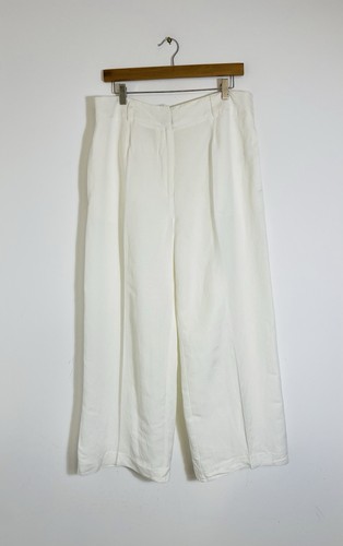 Farhi nicole white - farhi,