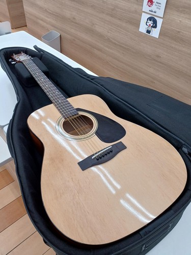 Yamaha f310p acoustic - yamaha, guitar