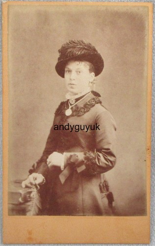 Cdv lady feather hat payne - cdv,