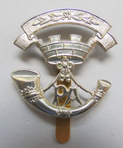 Military cap badge - cap, 3rd