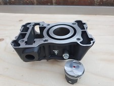 23 - 24 Keeway RK V125C  V -