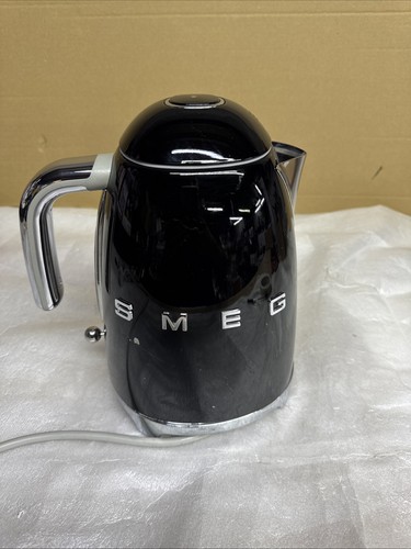 Smeg kettle black - black, 50s