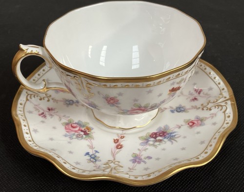 Royal crown derby antoinette - derby,