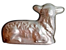 RETRO Lamb Shaped Baking Mold