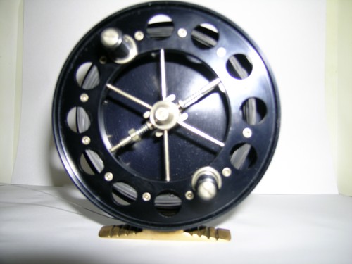 Centre pin fishing reels - pin, used