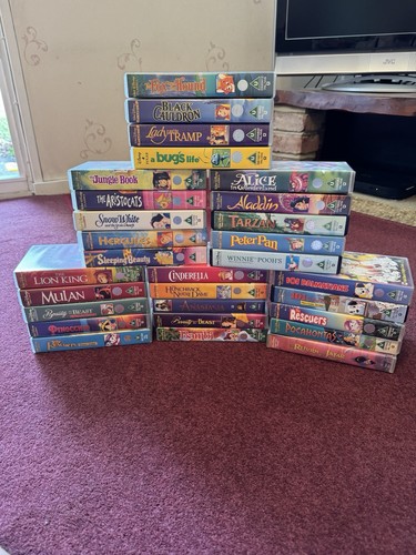 Walt disney classics vhs - walt,