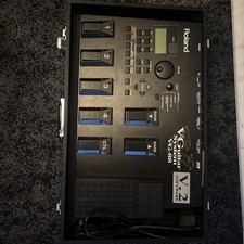 Roland VG88 Guitar Synth Pedal With Roland Gk3 Pickup - Travel Case