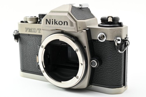 Near mint nikon new fm2 - [near,