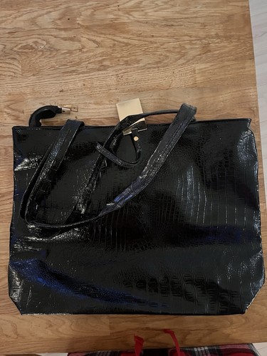 Black crocodile style handbag - black,