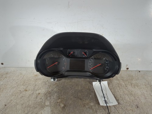 Vauxhall corsa hatchback - f, 5