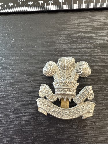 British army cap badge - british,