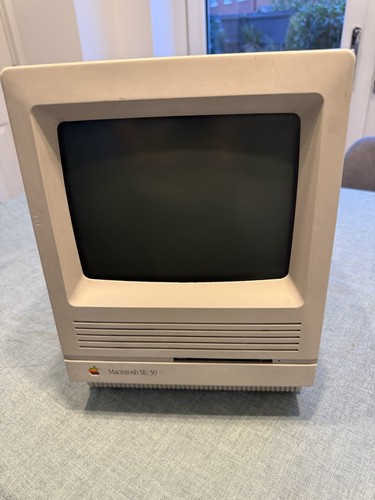 Apple macintosh vintage - se/30,