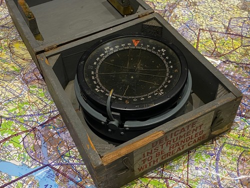 Wwii type p10 aircraft compass - aircraft,