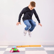 "Stay Active: Jump-It Wipeout Challenge – Extreme Fun on Gamebay Island!"