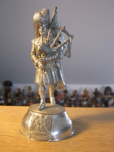 Chas.C.Stadden,85mm-Piper,Roya