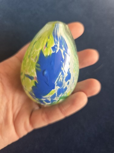 Large art glass egg shaped - large,