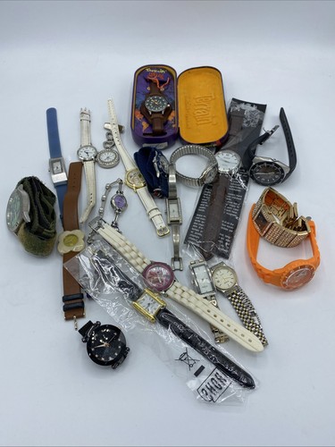 Bundle watches spares or - of,
